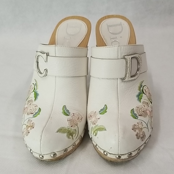 Christian Dior embroidered mules sz 38.5 white - Picture 3 of 8